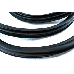 Rear door edge seal for BMW X5 G05
