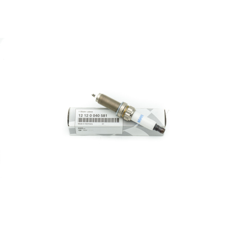 Świeca zapłonowa BMW F01 F07 F10 F15 F16 N63N  12120040581