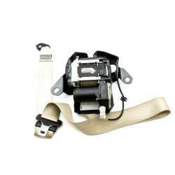 Pas bezpieczeństwa przód...