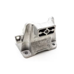Wspornik mocowanie skrzyni bieg&oacute;w BMW F10 F11 518d lift  22326861925