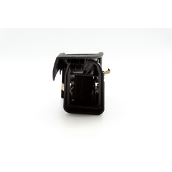 Kratka wlotu powietrza lewa...