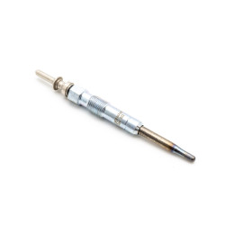 Świeca żarowa BMW E46 E53 E60 E65 E70 E90  12237786869
