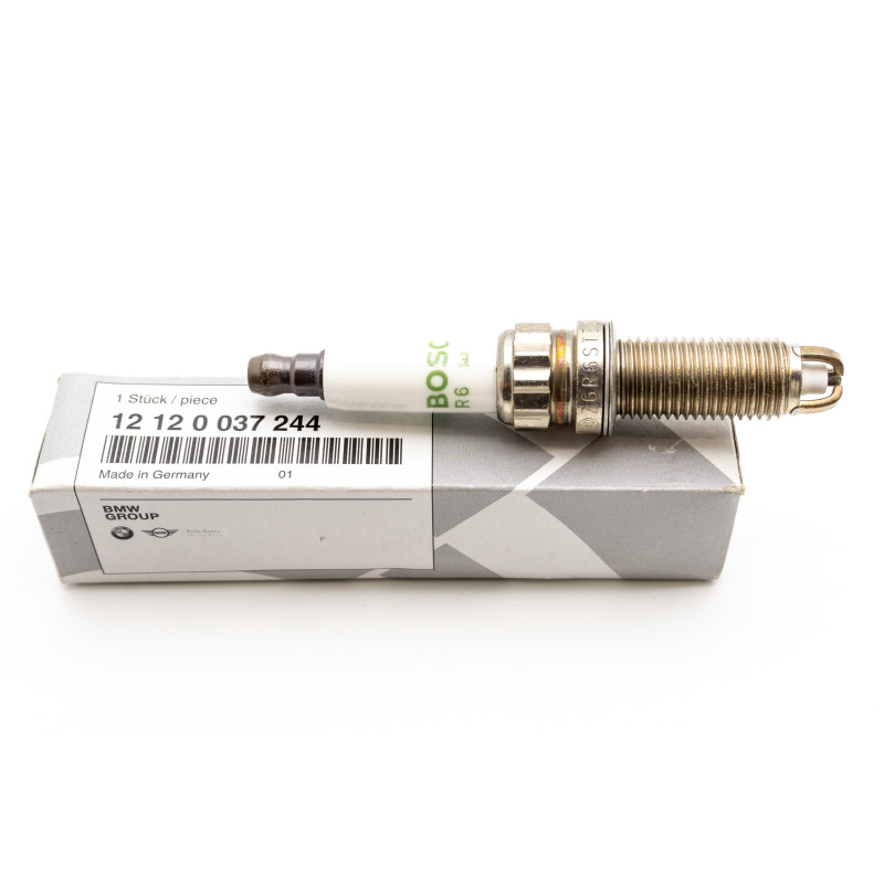 Świeca zapłonowa High Power BMW E71 E86 E90 E93 F02  12120037244