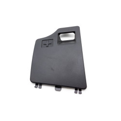 Boot compartment cover on the left side of the BMW F06