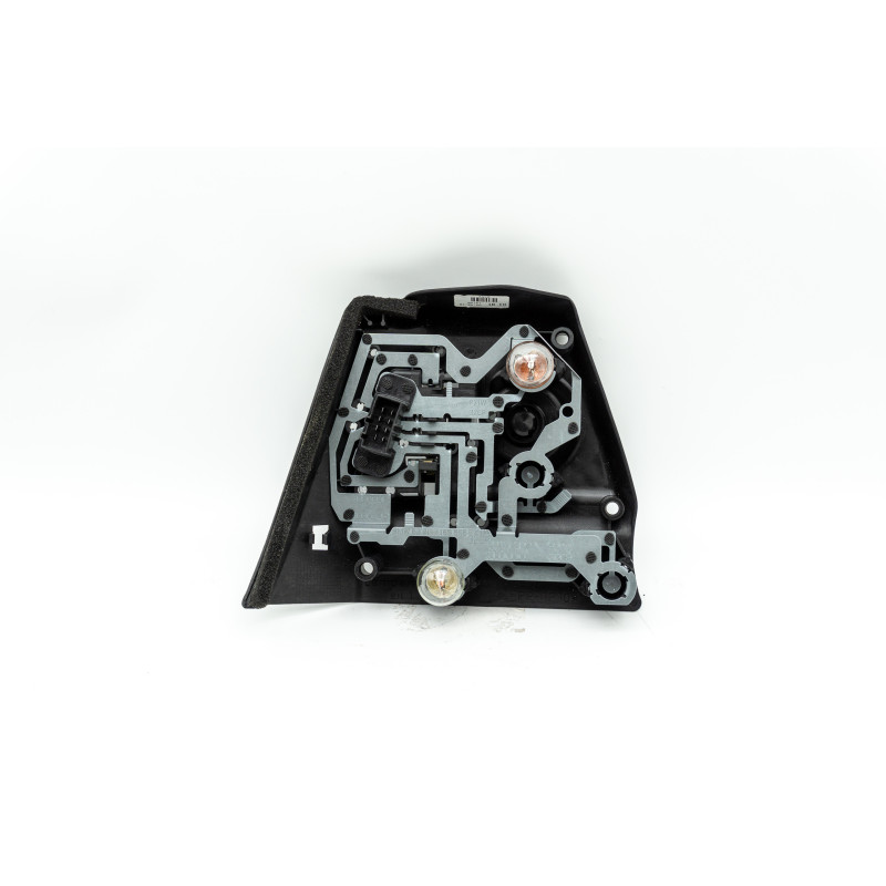 Gniazdo żarówek prawy tył BMW E46 63217165866 Gniazdo żarówek prawy tył BMW E46 63217165866