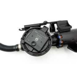Przew&oacute;d paliwa z filtrem i zaworem odpowietrzającym BMW G01 G02  16137404081