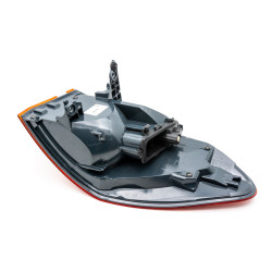 Lampa tylna w błotniku lewa BMW F46  63217461607