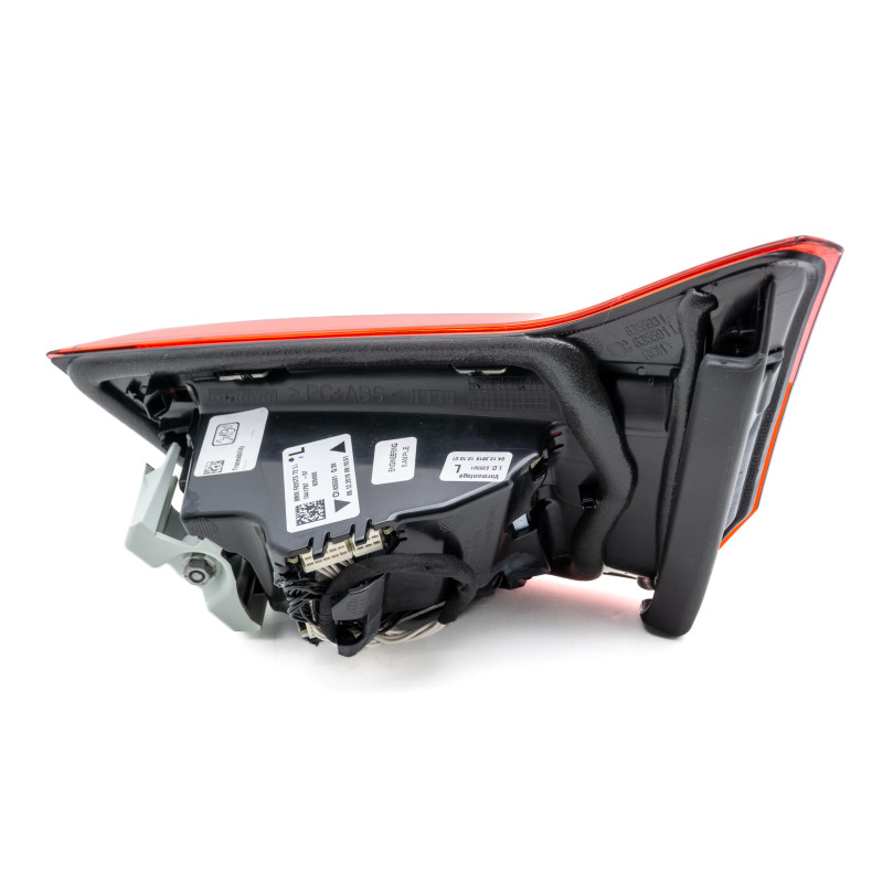 OLED-Lampa auf dem Kofferraumdeckel links BMW M4 F82