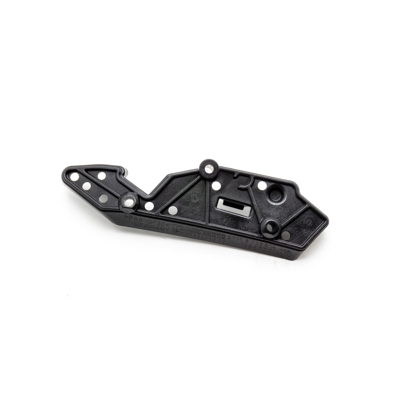 Right upper bumper guide rail BMW G26