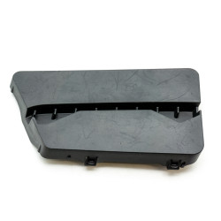 Air duct cover for the right bumper of BMW E60 E61