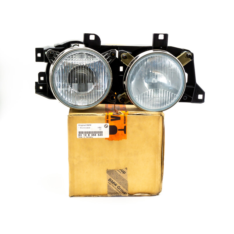 Headlight lamp right BMW E32 Headlight lamp right BMW E32