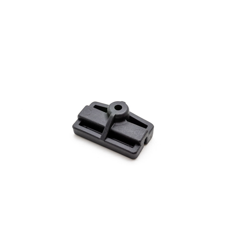 Zacisk klips mocowanie progu BMW E24 E30 51711933125 Zacisk klips mocowanie progu BMW E24 E30 51711933125