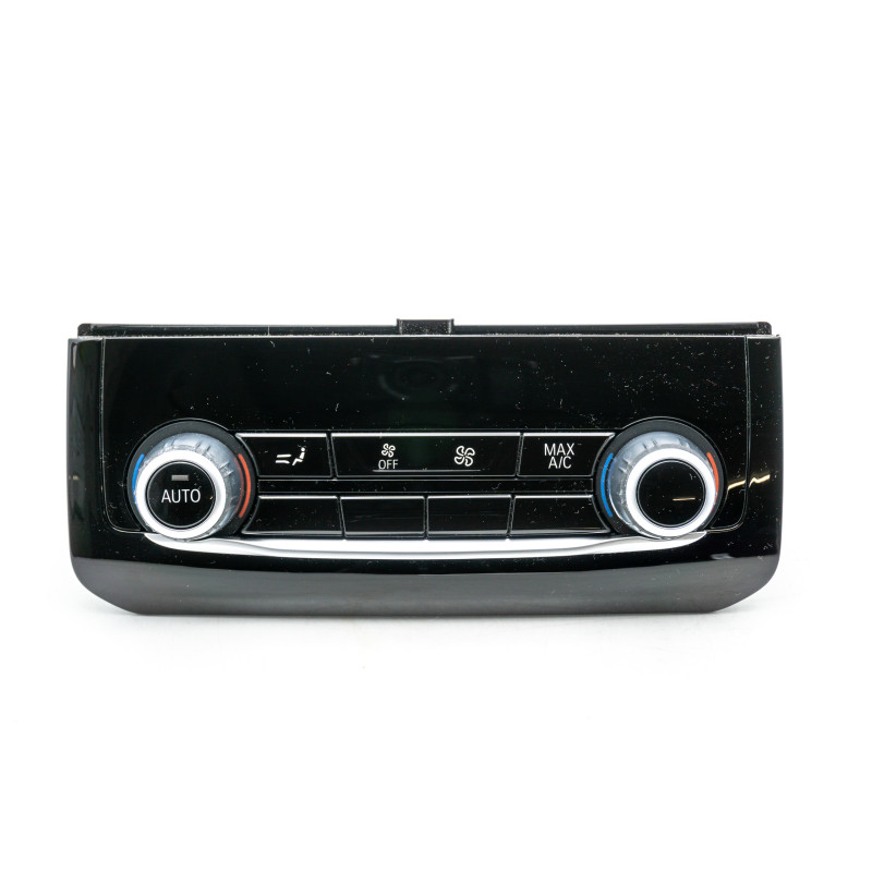 Panel obsługi klimatyzacji z tyłu BMW F90 G30 G31 G32  61316999435