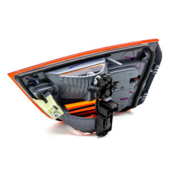 Lampa na pokrywie bagażnika lewa BMW F25  63217217309