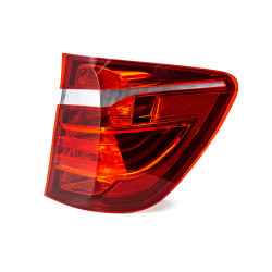 Rear lamp in right mudguard BMW X3 F25