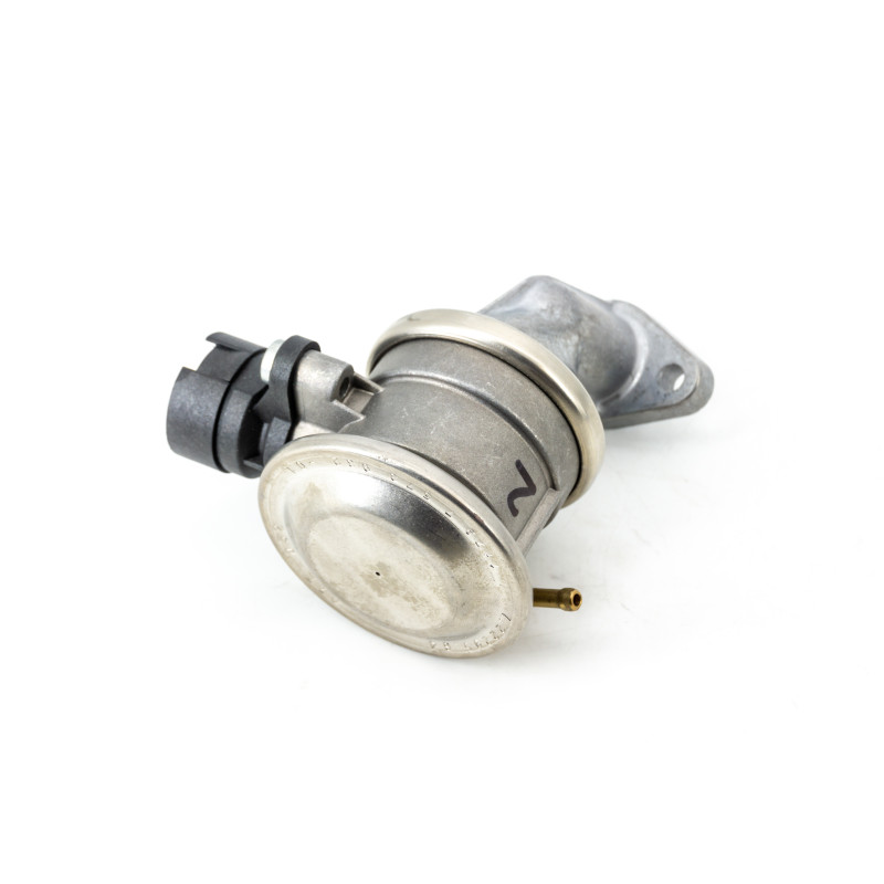 BMW E46 325i 325Ci vacuum valve BMW E46 325i 325Ci vacuum valve