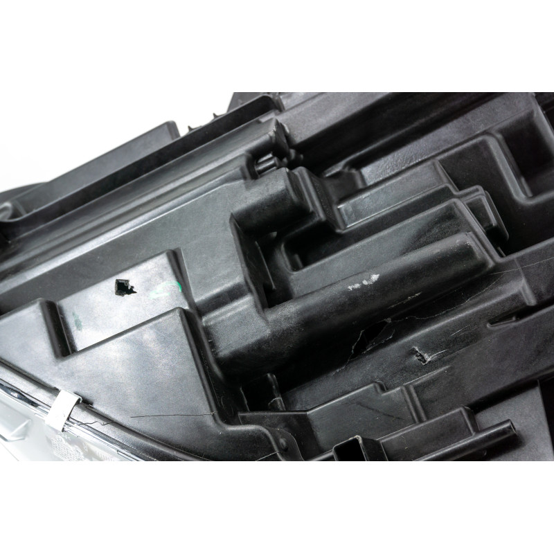 Reflektor lampa LED AHL prawa MINI F60 lift  63115A12584