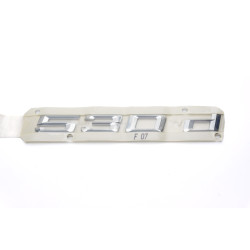 Emblemat napis 530d BMW F07  51147239617