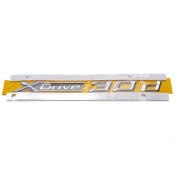 Emblem mit der Aufschrift &bdquo;X Drive 30d BMW F15 F16&rdquo;