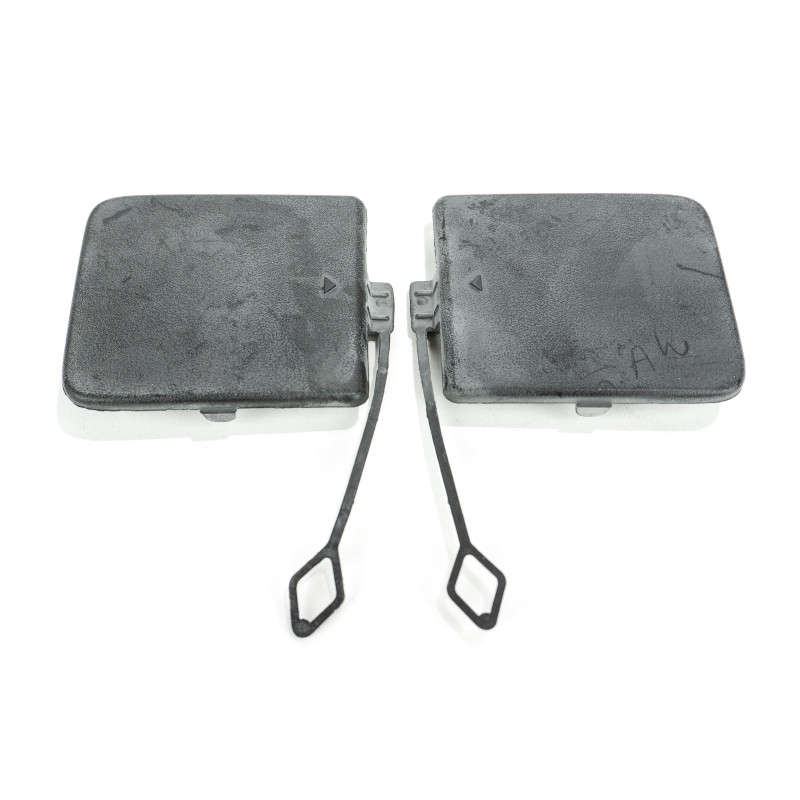 Set von Abdeckungen für die Anhängerkupplung BMW E84 Set von Abdeckungen für die Anhängerkupplung BMW E84