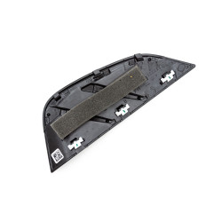 Lufteinlass im rechten Radkasten BMW G82 M4 Competition