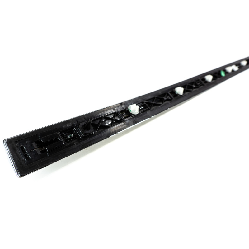 Listwa drzwi dolna lewa BMW G11 G12  51337364351