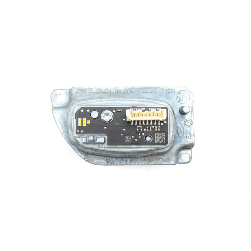 Moduł LED kierunkowskazu prawego BMW F90 G30 G31 G32  63117214942