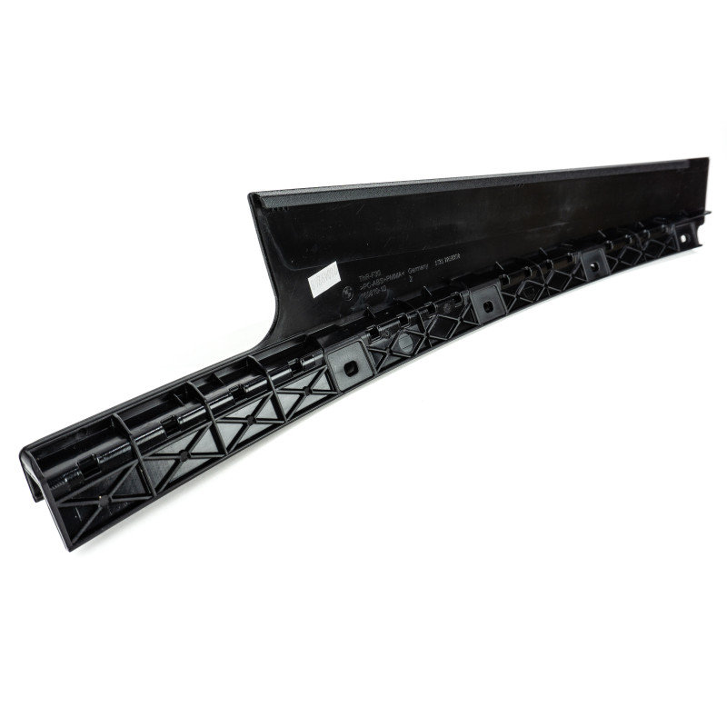 Osłona słupka B zewnętrzna prawa BMW F30 F31 F80 51357258308 Osłona słupka B zewnętrzna prawa BMW F30 F31 F80 51357258308