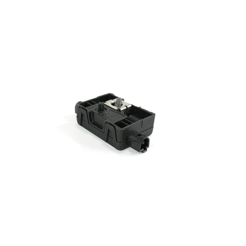 Eliminator szeregowy BMW F97 G01 G31 G32  65209389560