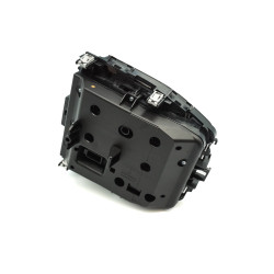Panel obsługi w konsoli środkowej BMW F46 61315A8CC87