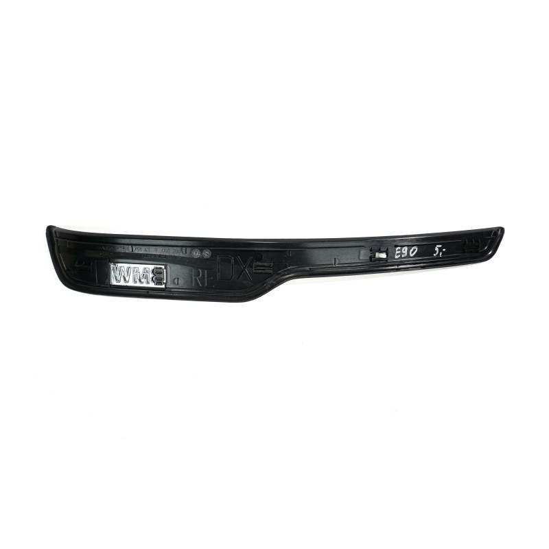 Osłona progu tylna prawa BMW E90 E91  51477060286
