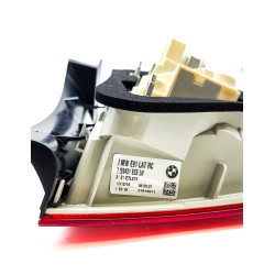 Left rear lamp in BMW E91 mudguard Left rear lamp in BMW E91 mudguard