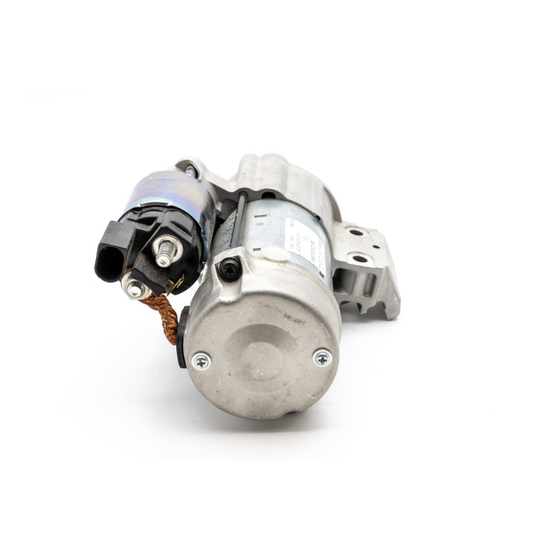 Rozrusznik BMW F20 F30 2647203 Rozrusznik BMW F20 F30 2647203