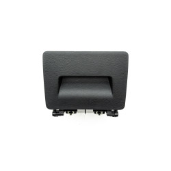 Schowek po stronie kierowcy...