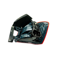 Lampa tylna lewa w błotniku BMW F20 F21 lift 63217359017