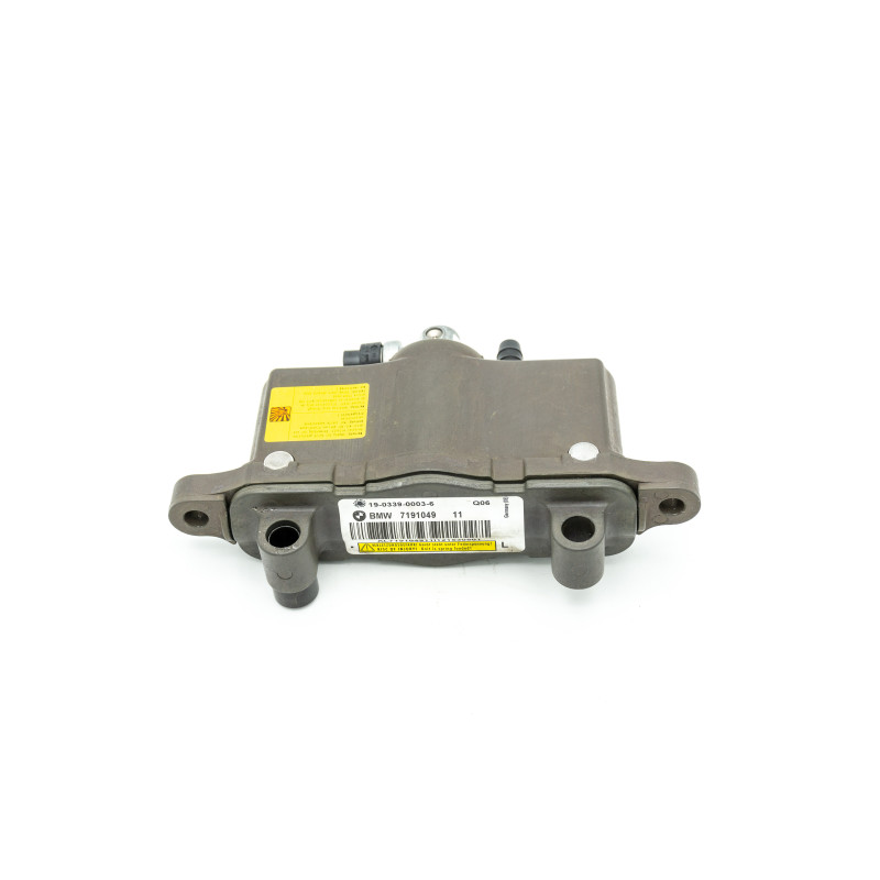 Left bonnet latch BMW F01 F10 F11 Left bonnet latch BMW F01 F10 F11