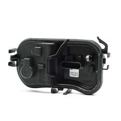 Uchwyt żar&oacute;wki lampy tylnej bocznej lewej BMW F32 F33 F36 F83 F82