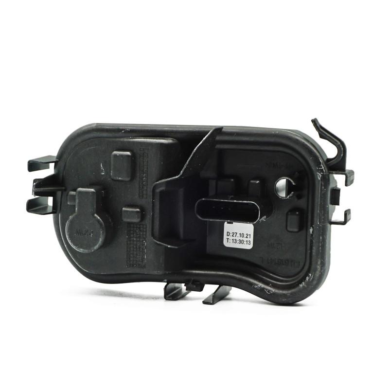 Uchwyt żar&oacute;wki lampy tylnej bocznej lewej BMW F32 F33 F36 F83 F82