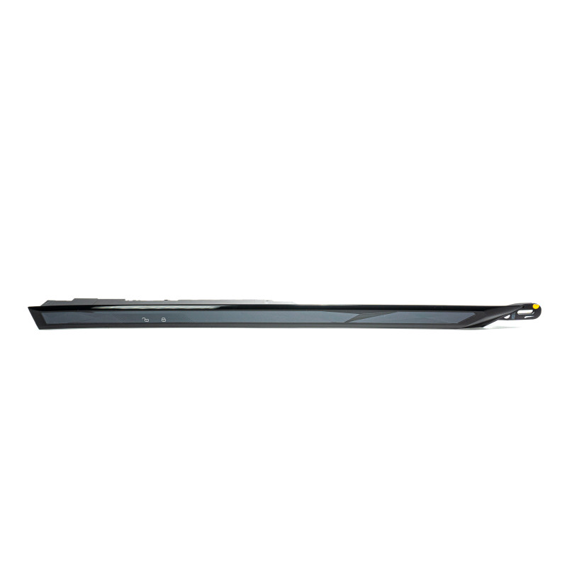 Touch panel on the front right door of the BMW G60