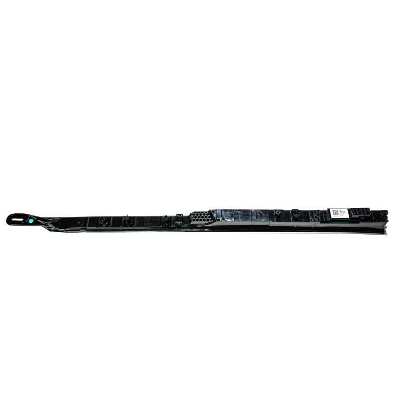 Touch panel on the front right door of the BMW G60
