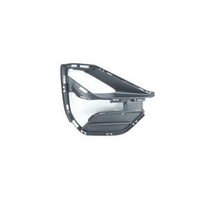 Kratka zamknięta prawa BMW F48