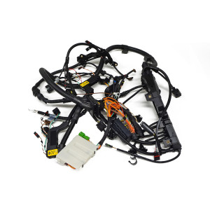 Injector and ignition wiring harness for BMW E81, E88, E91 and E93