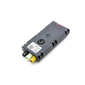 Wzmacniacz antenowy AM/FM BMW F46 F48