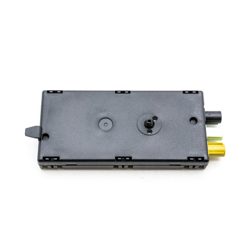 Wzmacniacz antenowy AM/FM BMW F46 F48