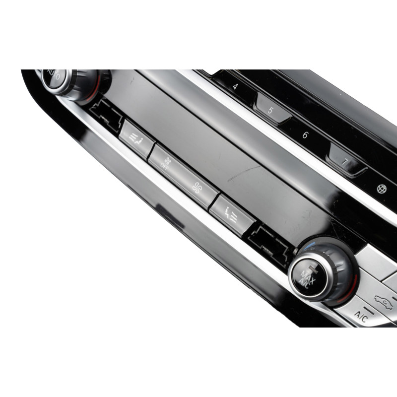 Panel obsługi radia i klimatyzacji BMW F97 F98 G01 G02 G08 Panel obsługi radia i klimatyzacji BMW F97 F98 G01 G02 G08