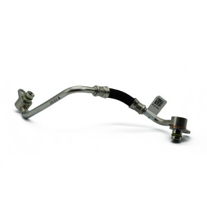 Oil supply hose for BMW G20, G22, G60, G68 and G45 turbochargers