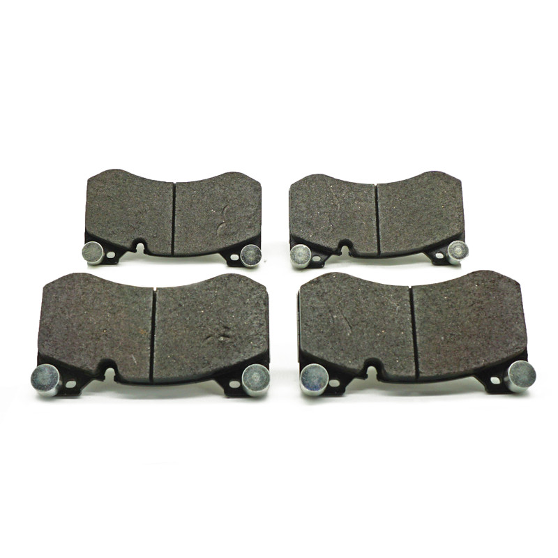 Asbestos-free brake pads for the BMW G80
