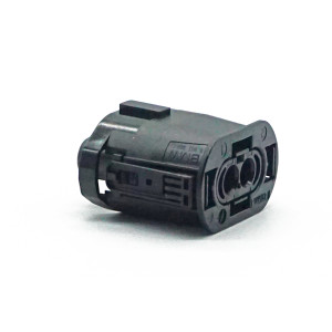 Obudowa gniazda czarna 2 POL. BMW E39 E46 E53 E60 E61 E63 E64