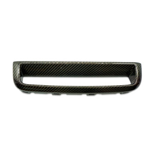 Mounting for the left-hand side grille on the BMW G26