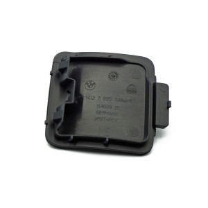 BMW E60 tow eye cap